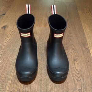 Hunter Black Waterproof Chelsea Boots  size us 9
